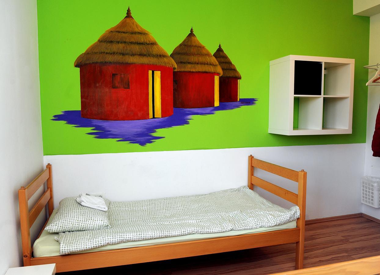 Hostel Dharma ริเยกา ภายนอก รูปภาพ