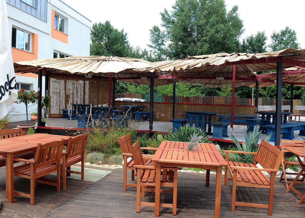 Hostel Dharma ริเยกา ภายนอก รูปภาพ